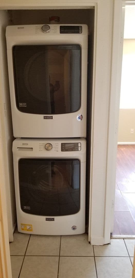 Tempe Condo: 700 W. University #119