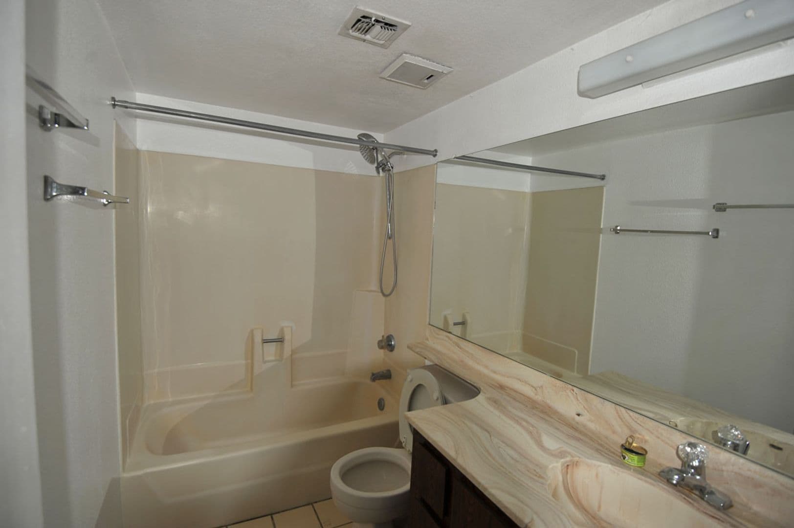 Tempe Condo: 700 W. University #119