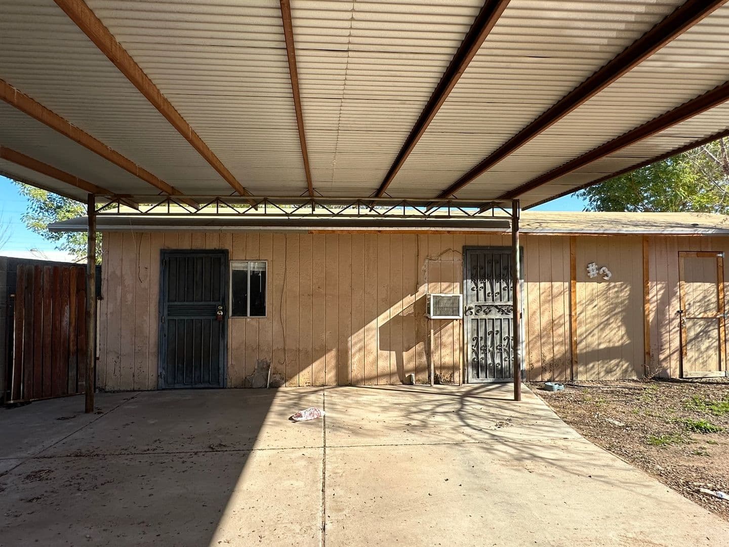 Chandler Apartment: 170 E. Morelos St.
