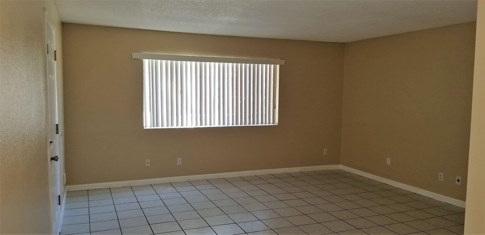 Tempe Condo: 700 W. University #119