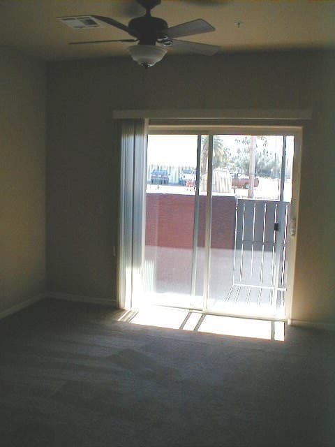 Tempe Apartment: 1117 E. 8th St. #A1003