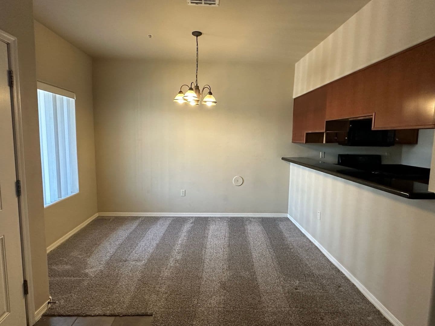 Tempe Apartment: 1117 E. 8th St. #A2001