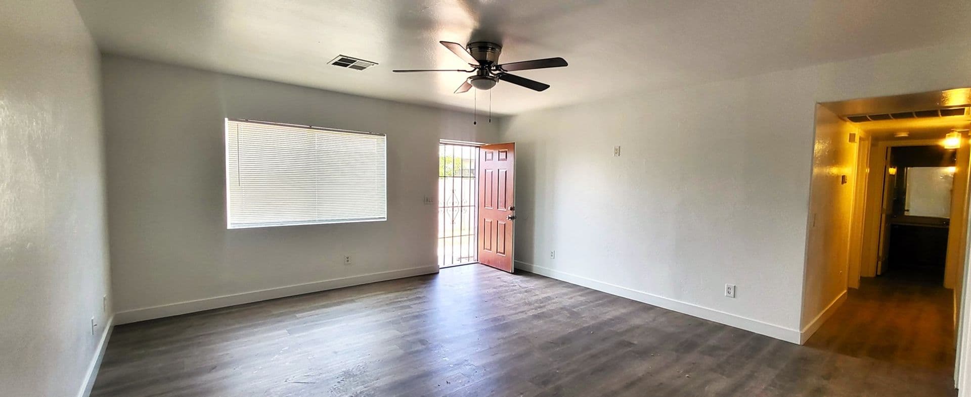 Phoenix Apartment: 2602 E. Southgate Ave.