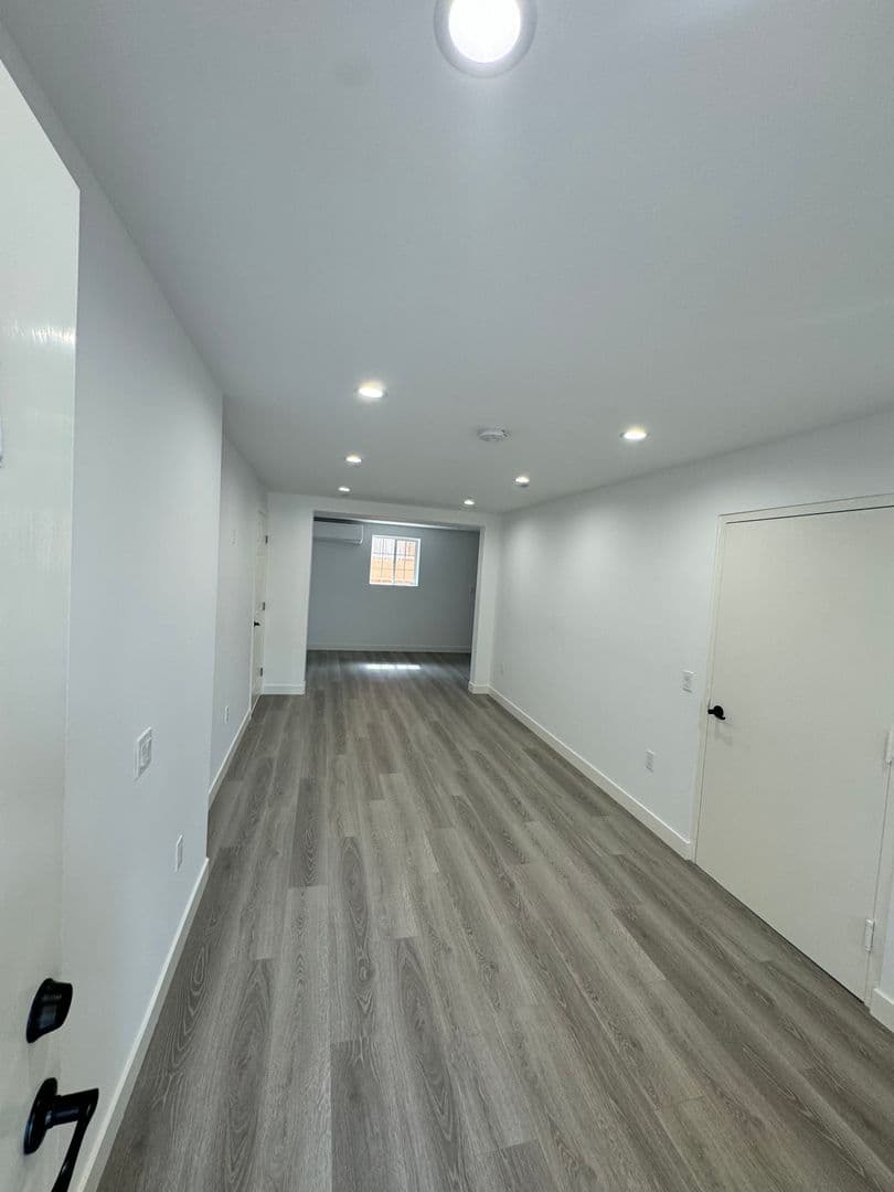 Los Angeles Multiplex: 3048 1/2 Perlita Avenue