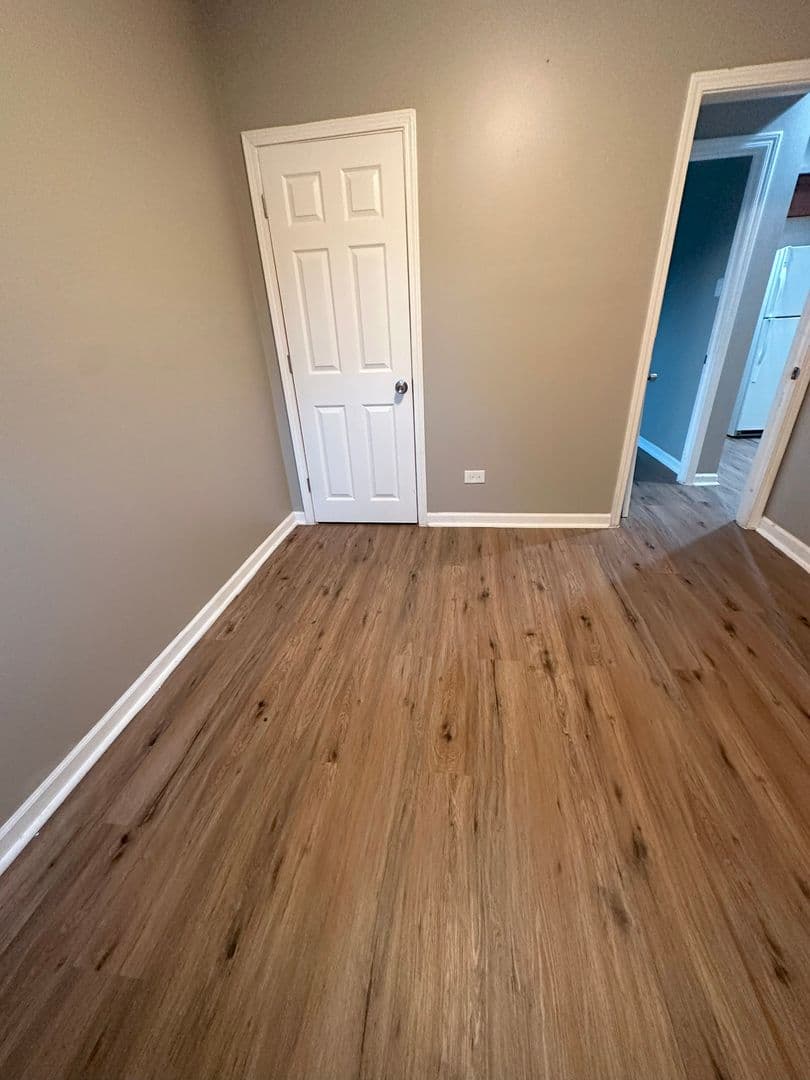 Chicago Apartment: 1201 W 110th Pl