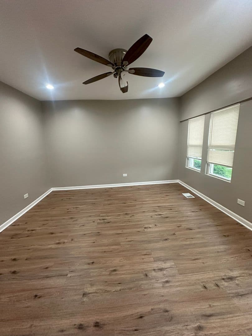 Chicago Apartment: 1201 W 110th Pl