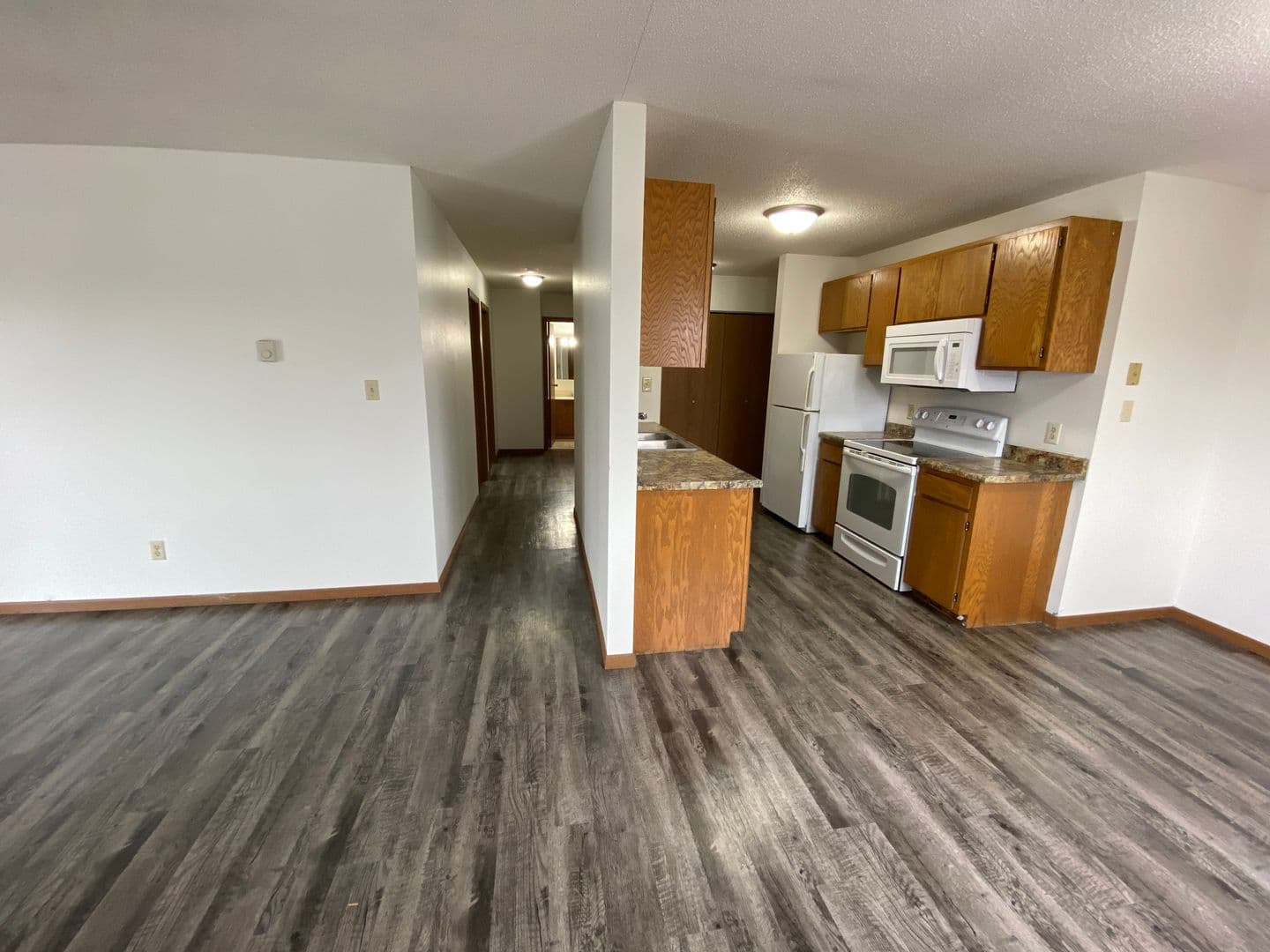 Grand Forks Apartment: 2105 29th St S