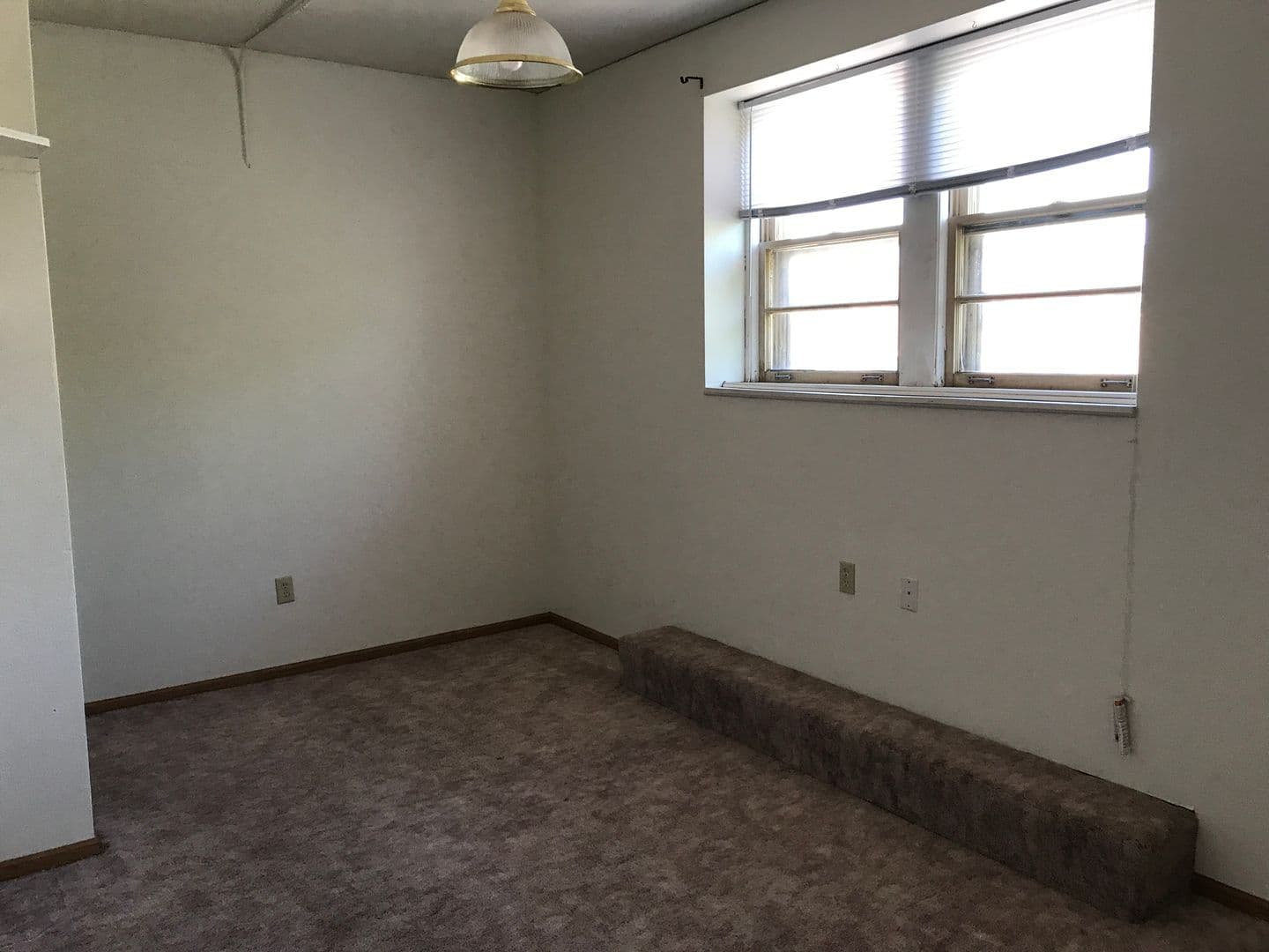 Grand Forks Apartment: 28 S 3rd St
