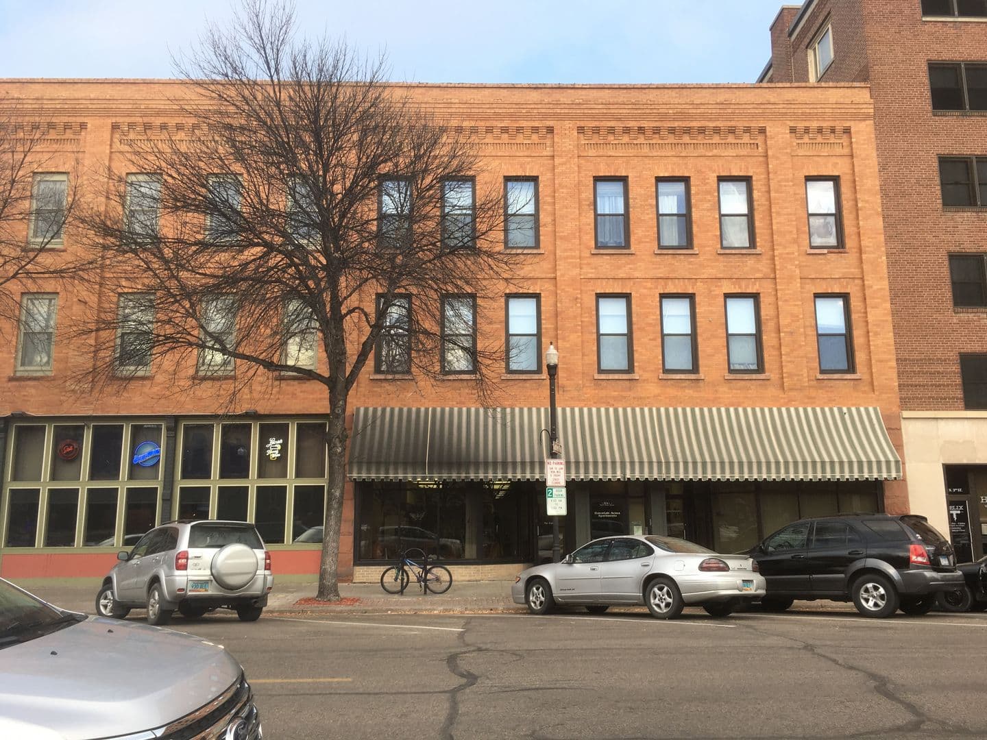 Grand Forks Apartment: 114 1/2 N 3rd St