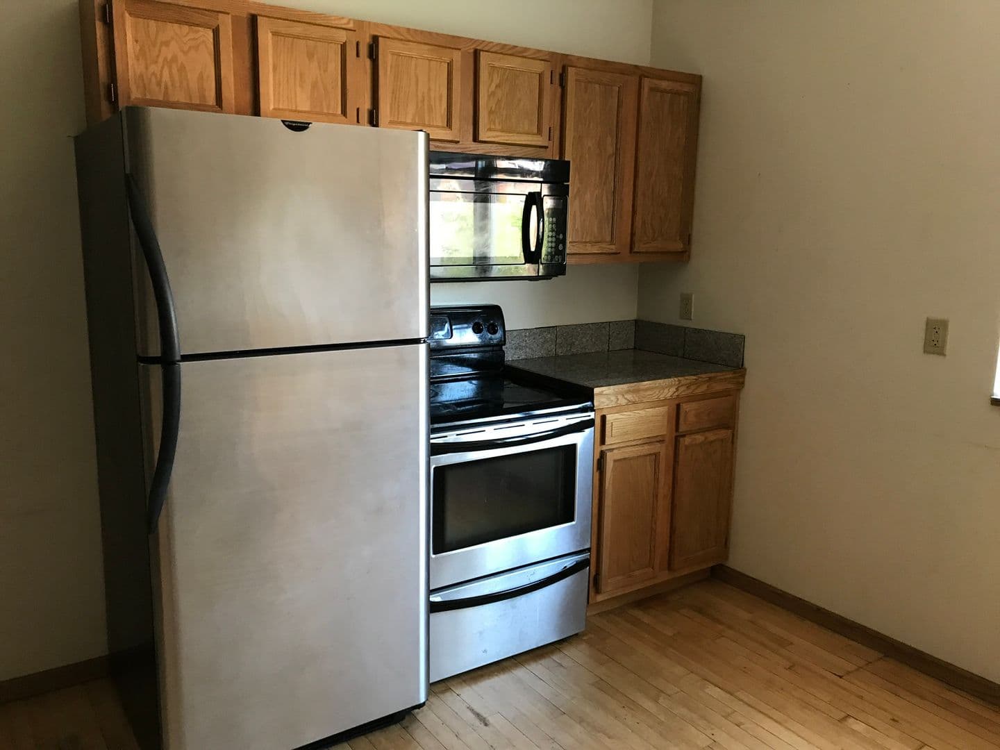 Grand Forks Apartment: 28 S 3rd St