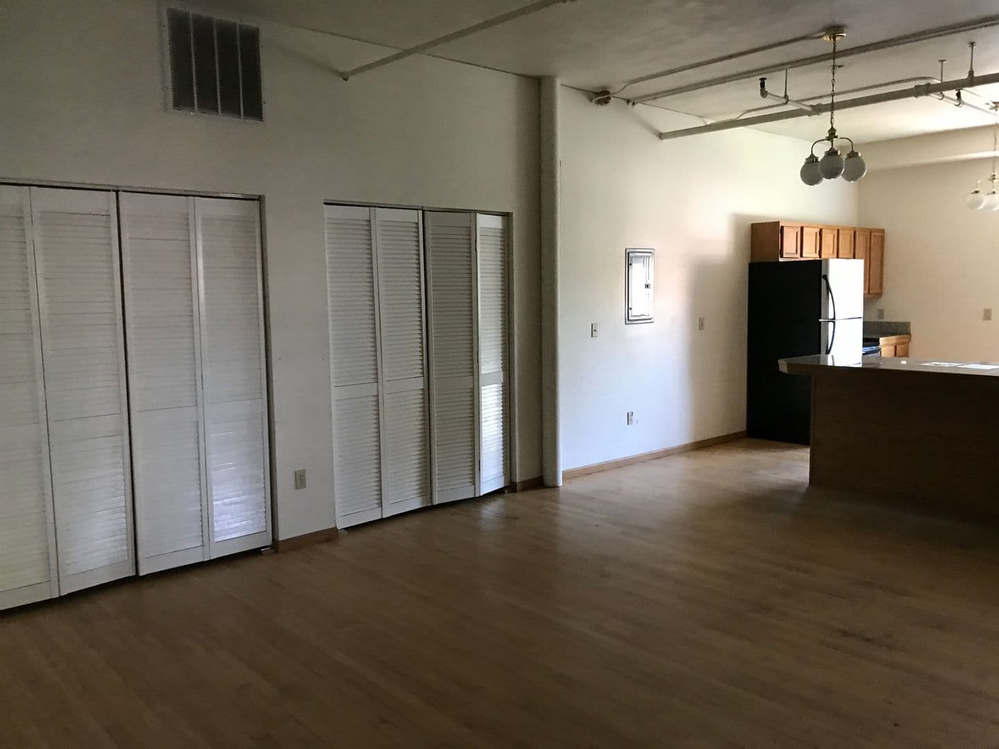 Grand Forks Apartment: 28 S 3rd St