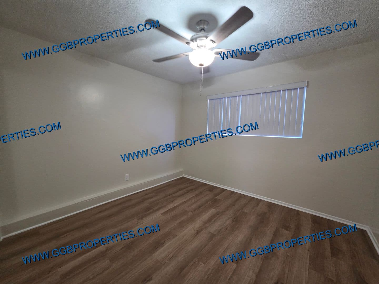 Long Beach Apartment: 727-741 Orizaba Ave