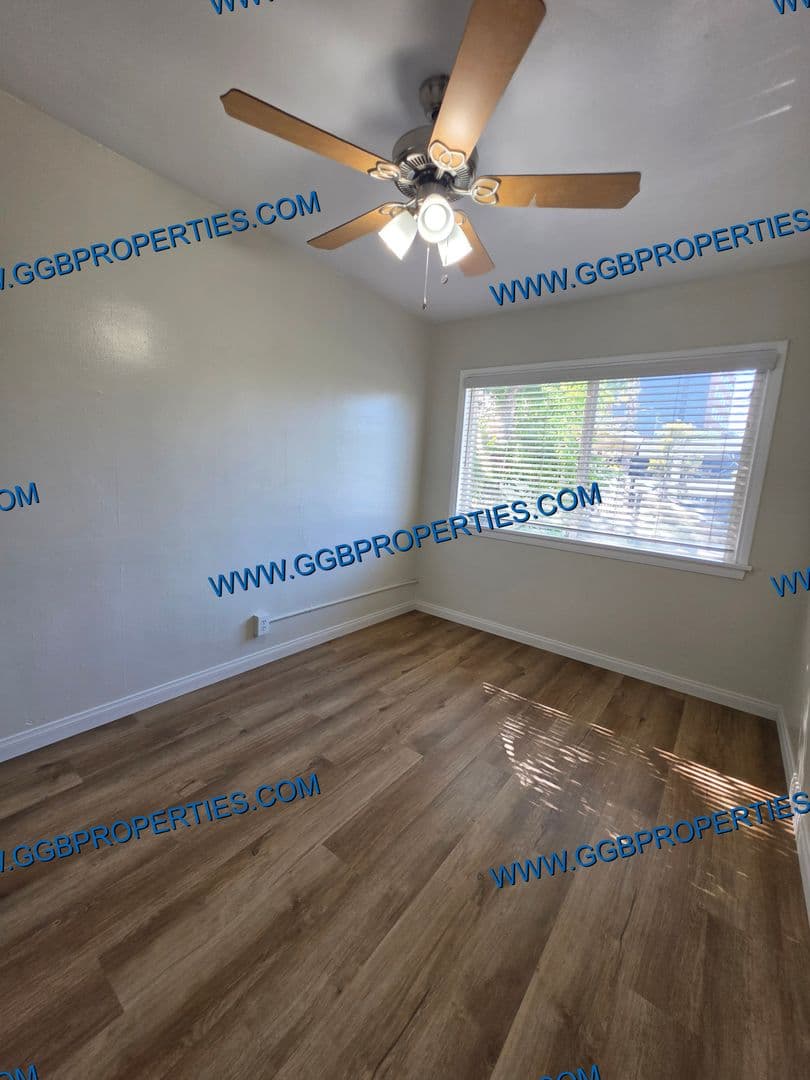 Long Beach Apartment: 4357 Elm Ave