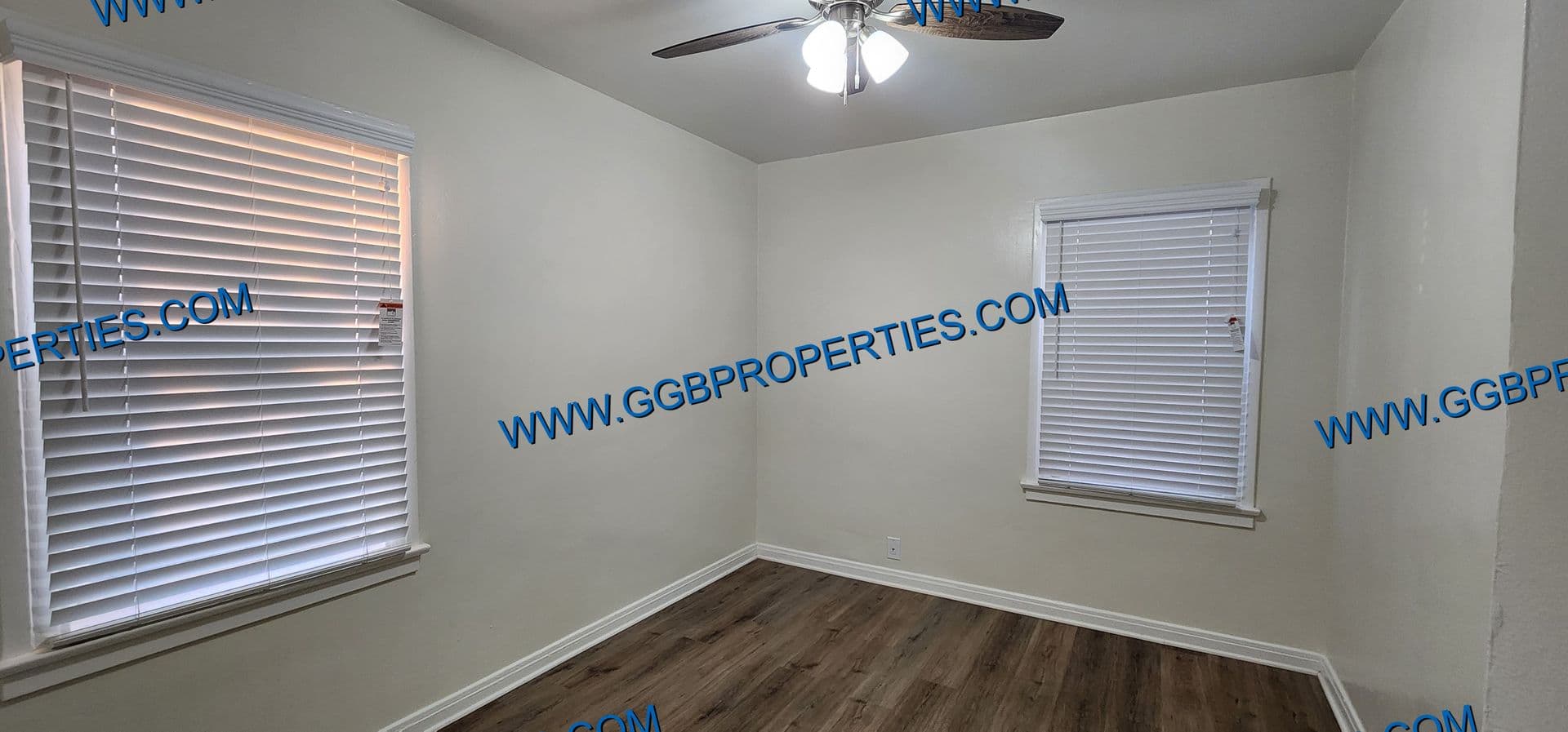Long Beach Apartment: 2365-2371 Eucalyptus Ave