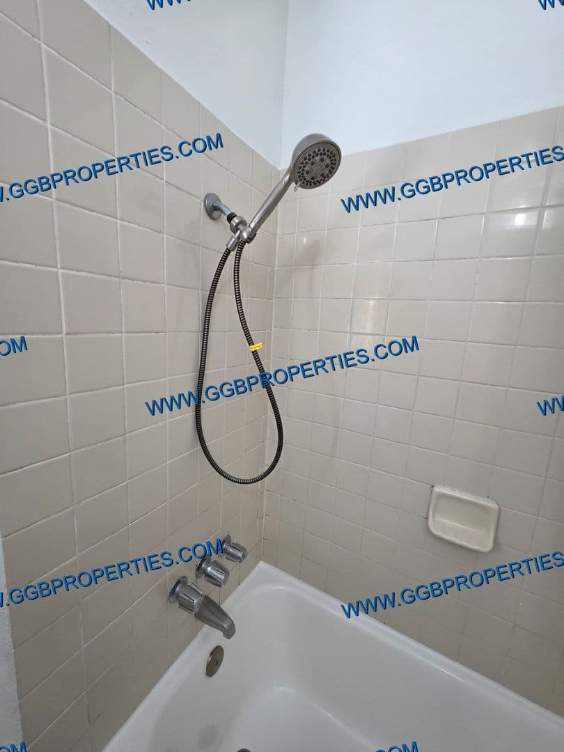Long Beach Apartment: 4357 Elm Ave