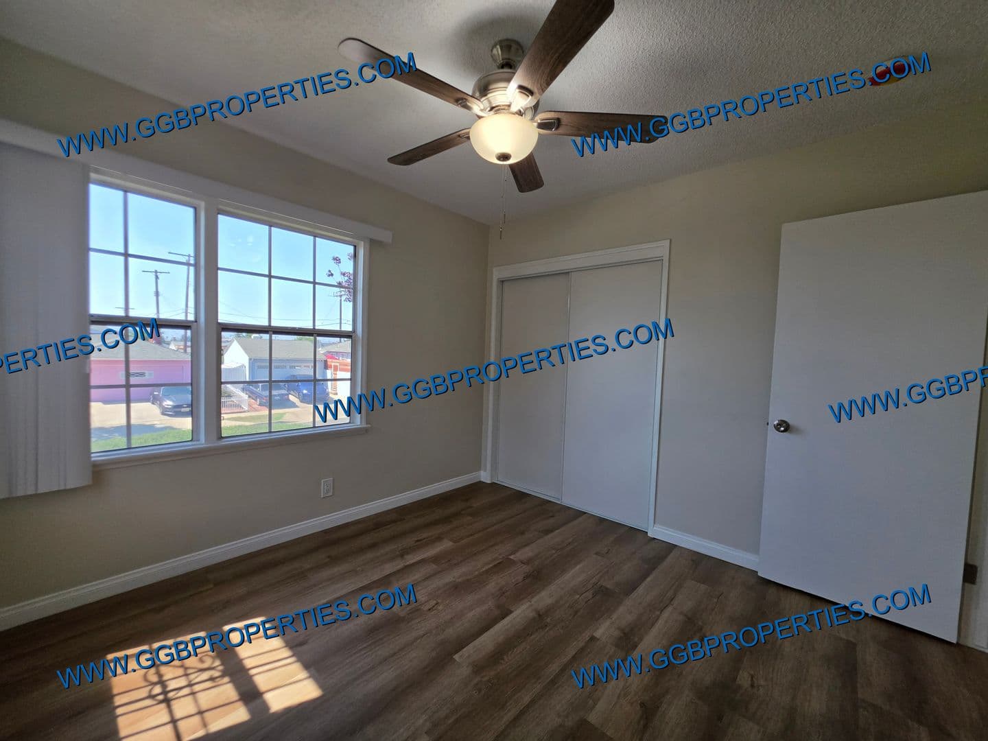 Hawthorne House: 11710 Spinning Ave