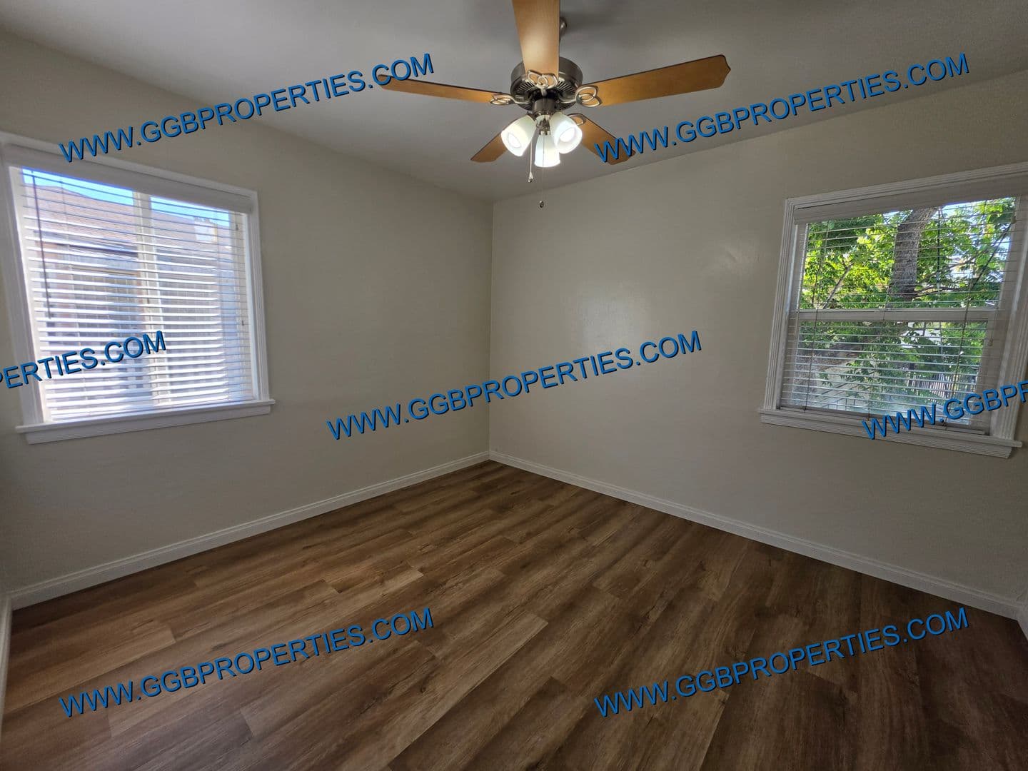 Long Beach Apartment: 4357 Elm Ave