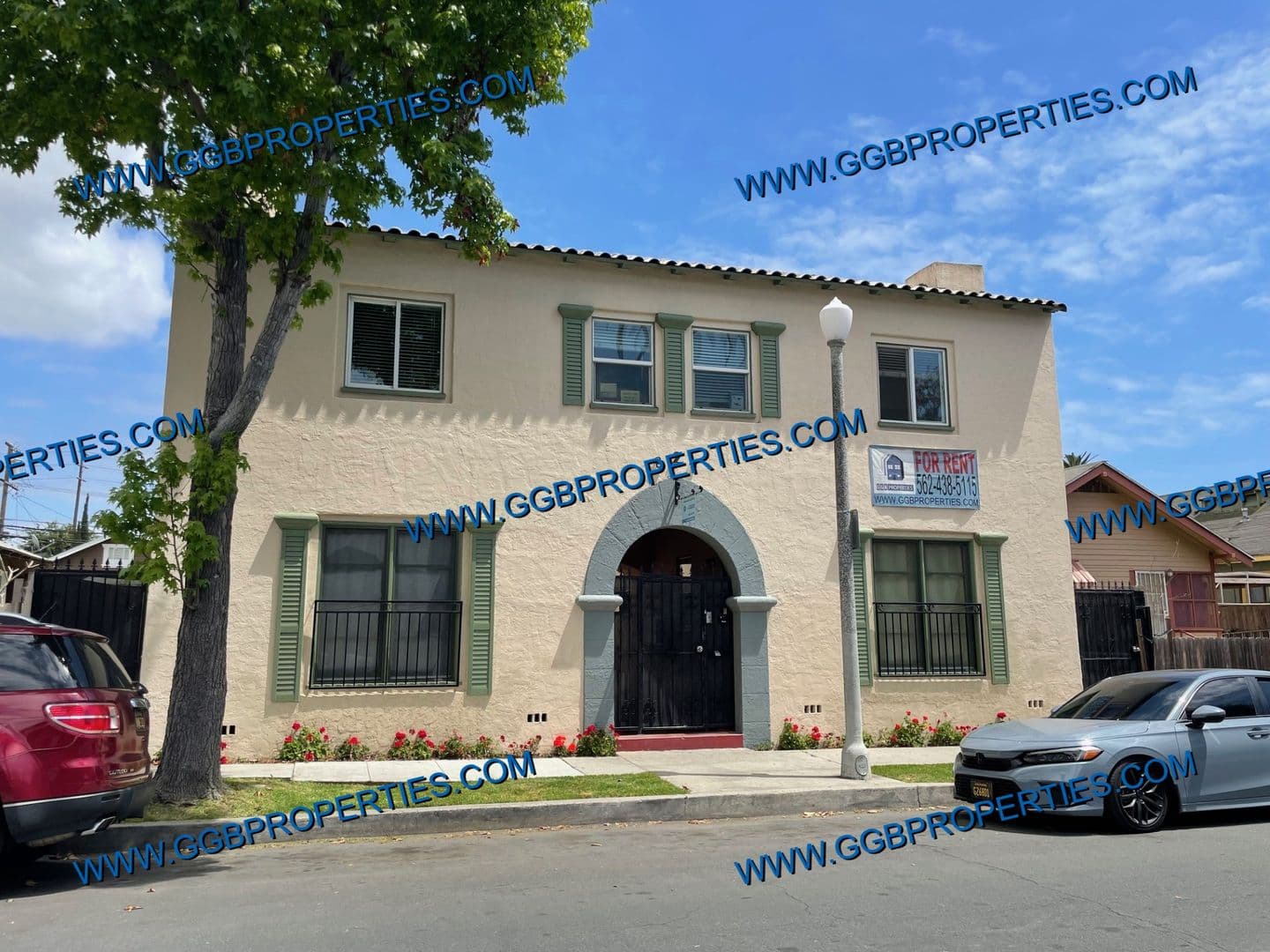 Long Beach Apartment: 824 Maine Ave