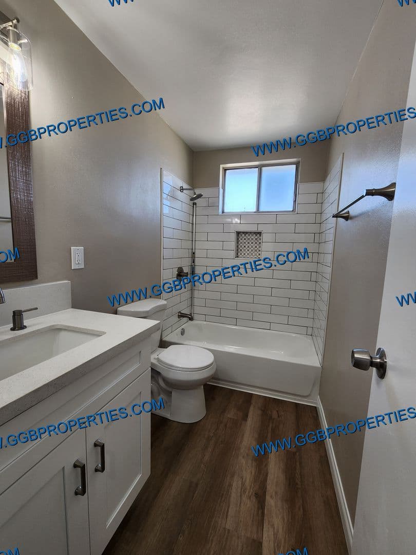Norwalk Apartment: 12721-12729 Kalnor Ave