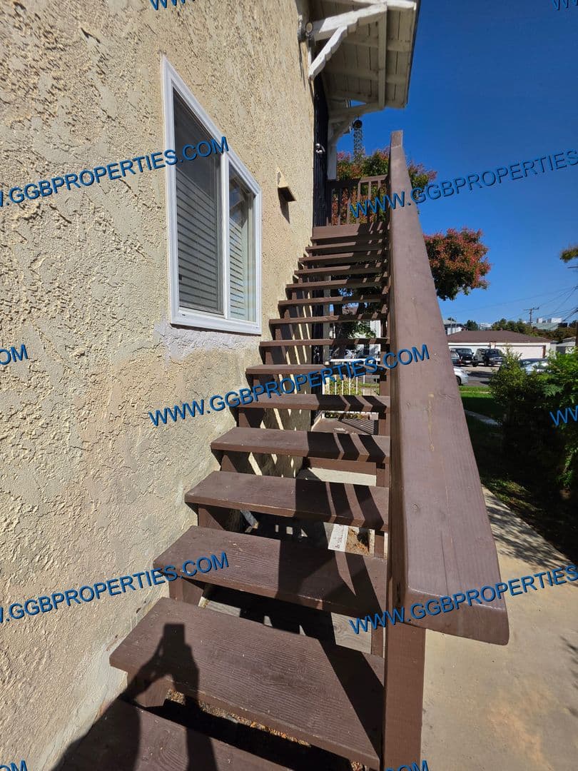 Long Beach Apartment: 4357 Elm Ave