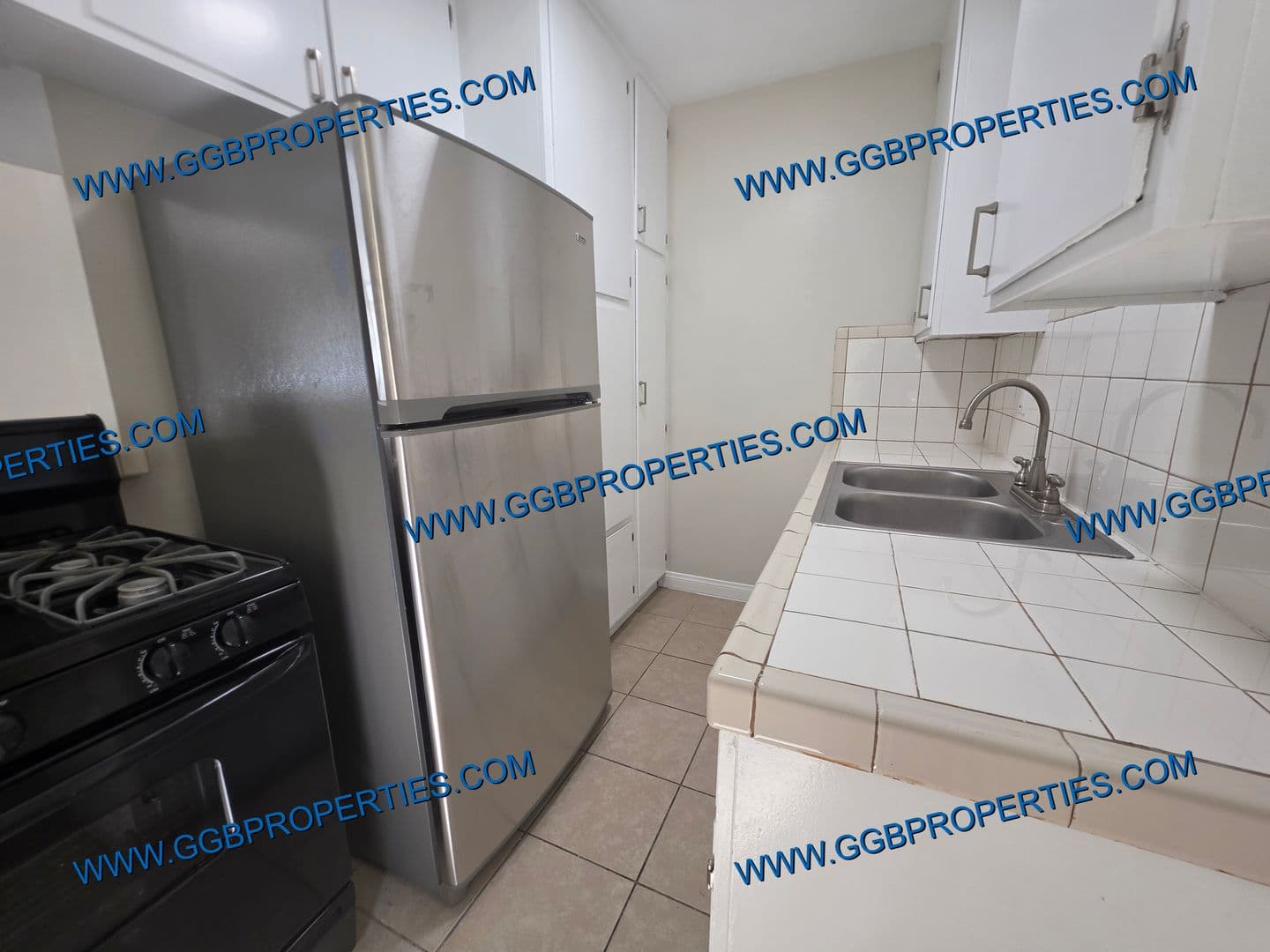 Long Beach Apartment: 6100 Orange Ave