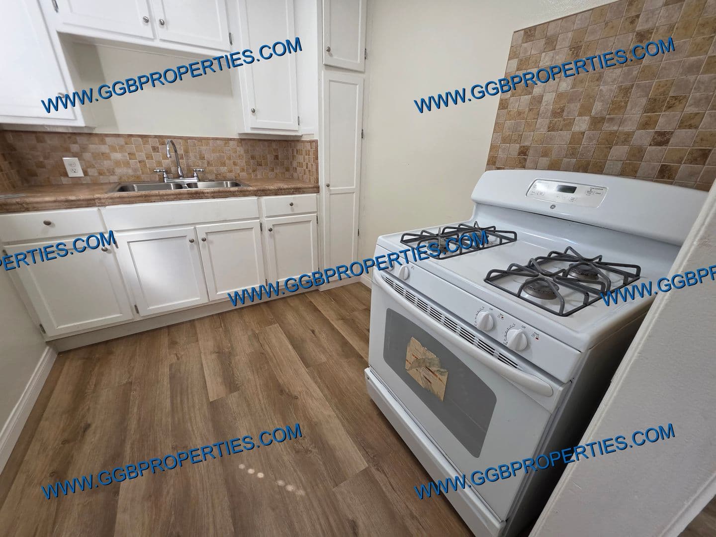 Long Beach Apartment: 4357 Elm Ave
