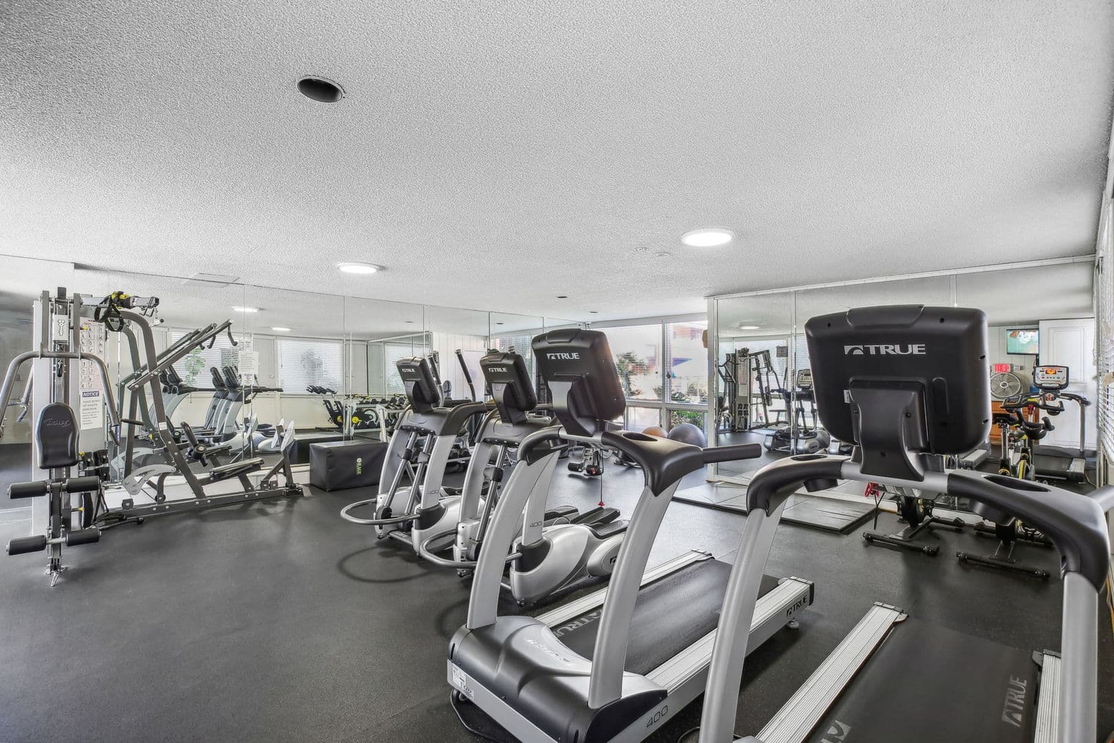 Torrance Apartment: 23930 Ocean Avenue