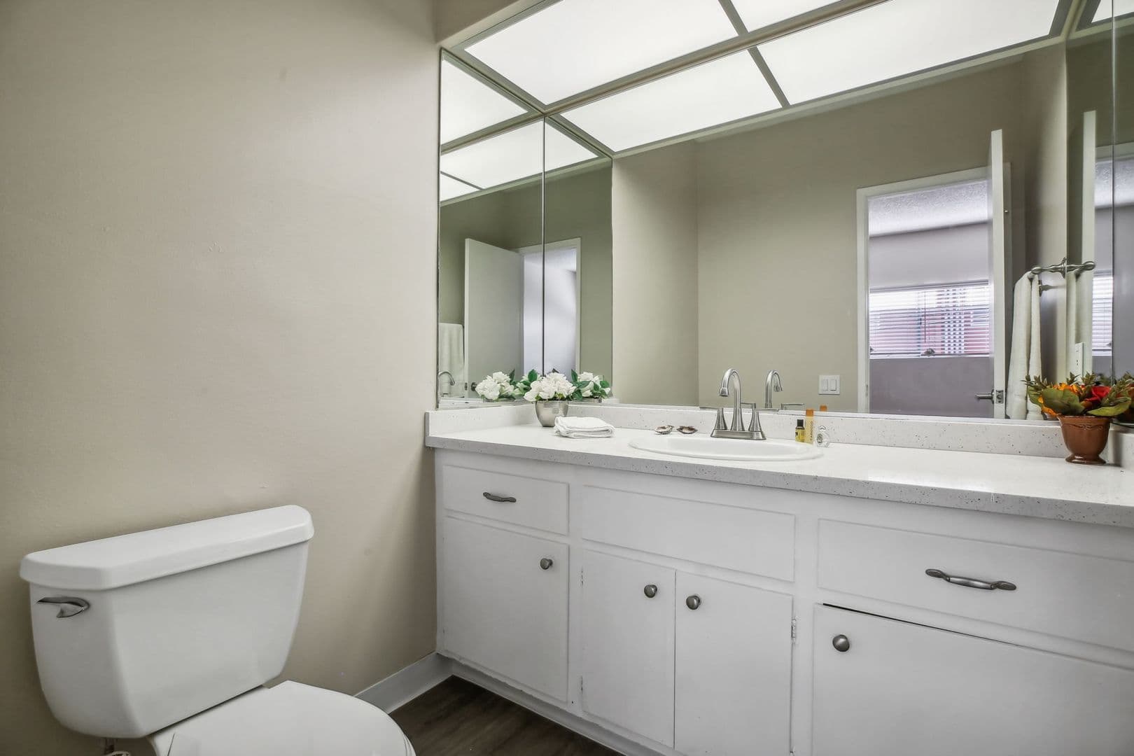 Torrance Apartment: 23930 Ocean Avenue