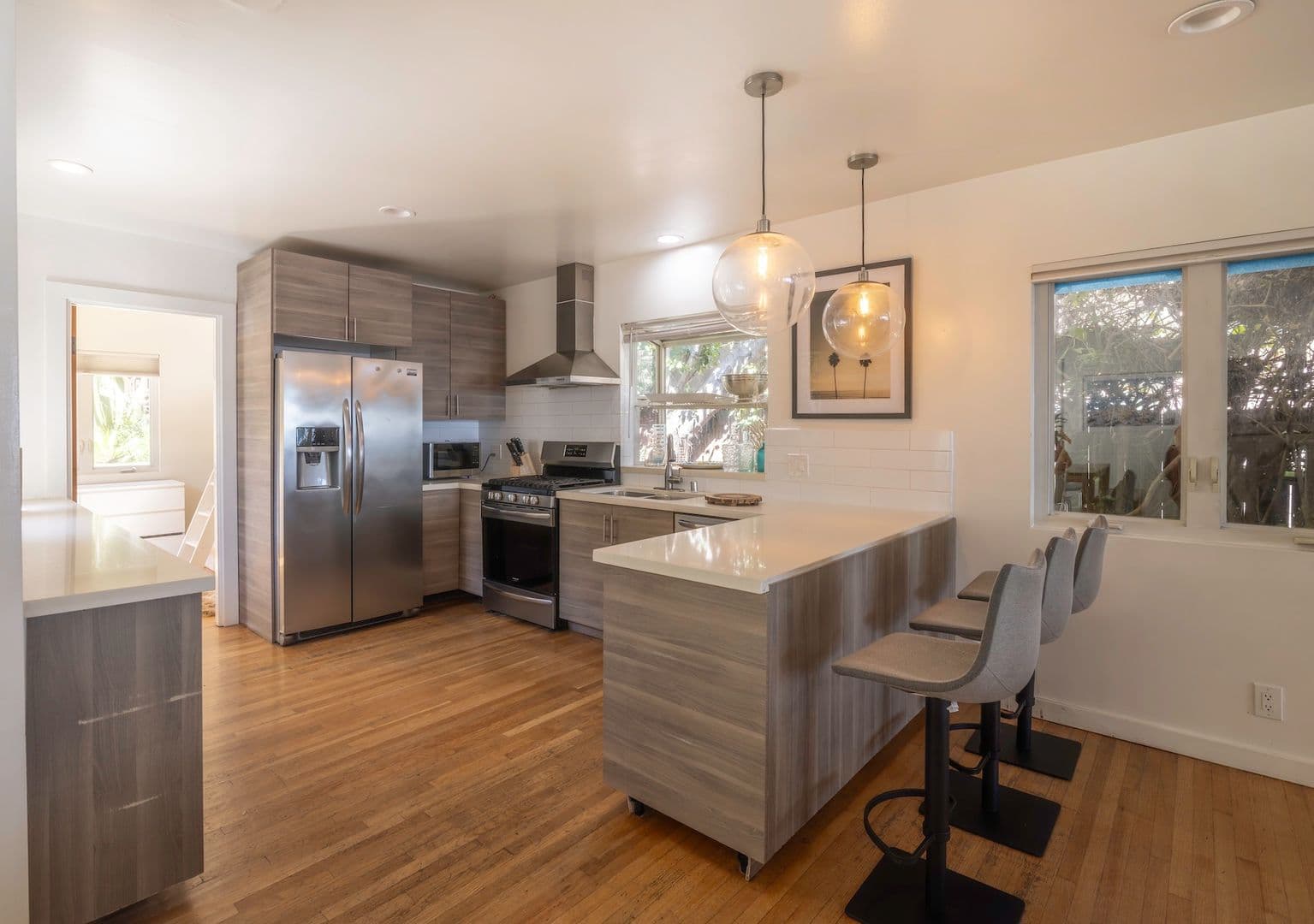 Malibu Multiplex: 21563 Pacific Coast Hwy