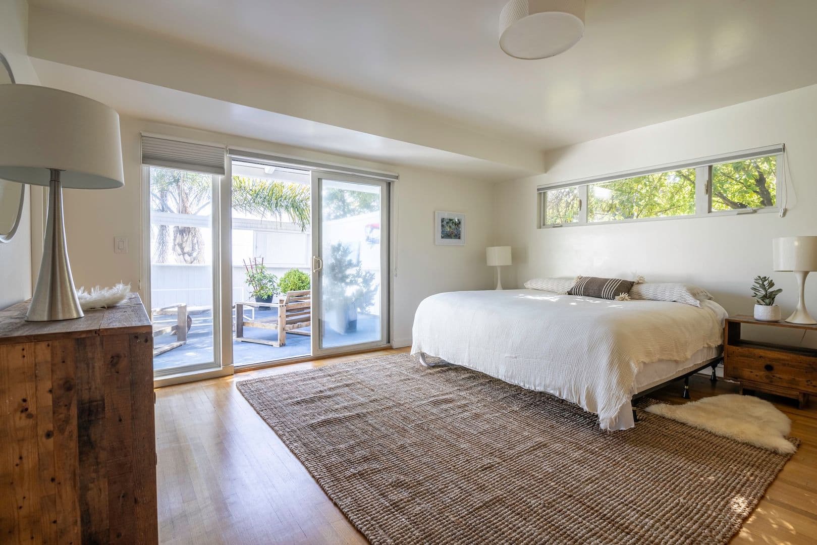 Malibu Multiplex: 21563 Pacific Coast Hwy