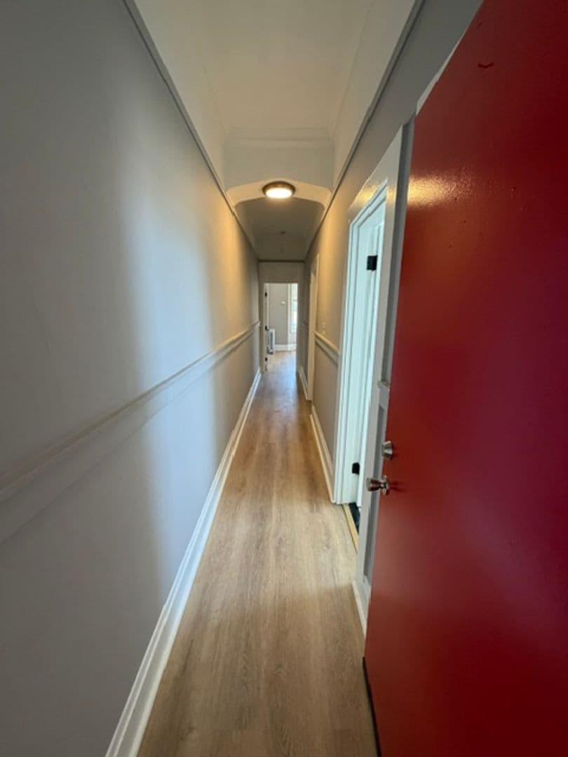 Oakland Apartment: 2317 San Pablo Ave