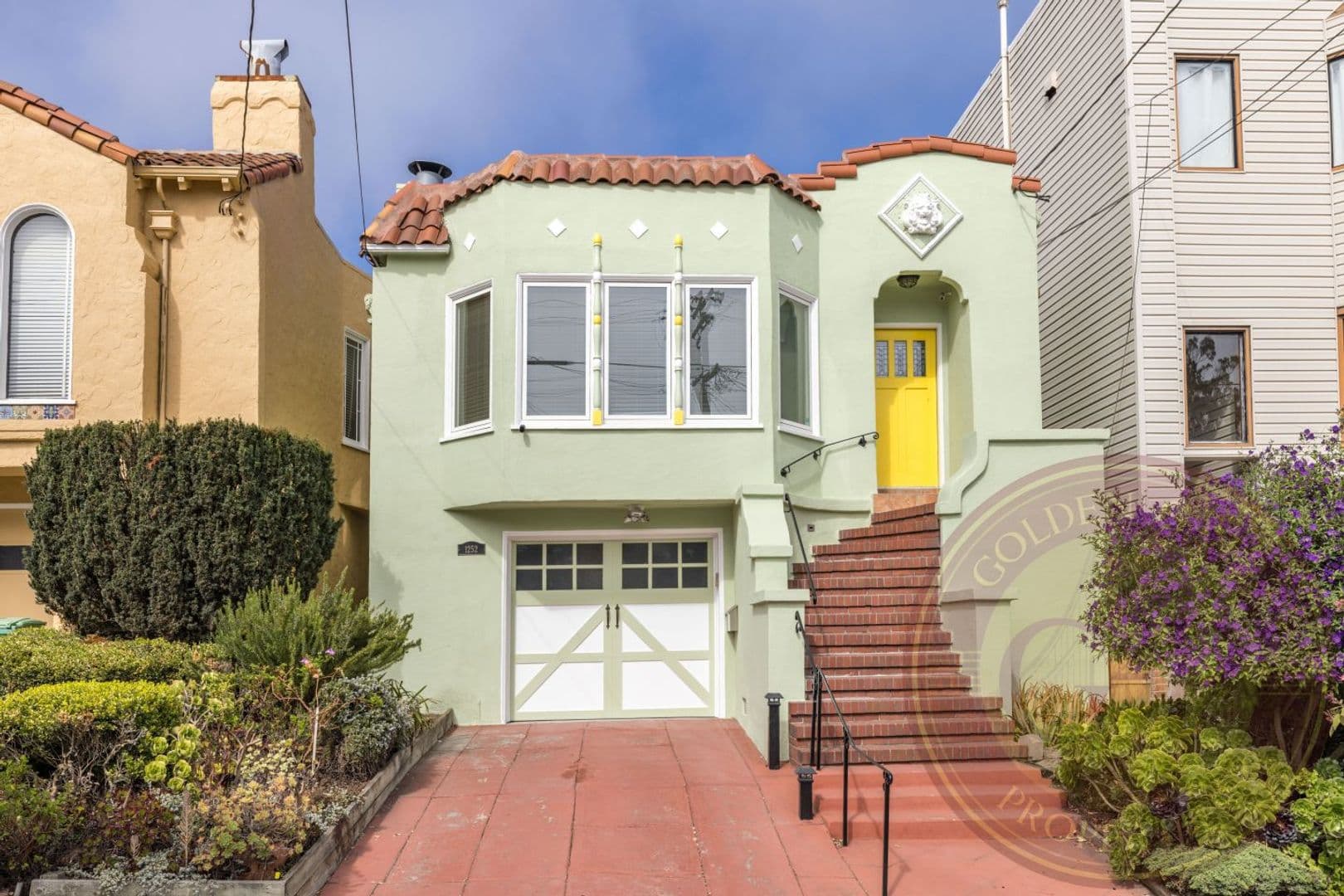 San Francisco House: 1252 Ulloa Street