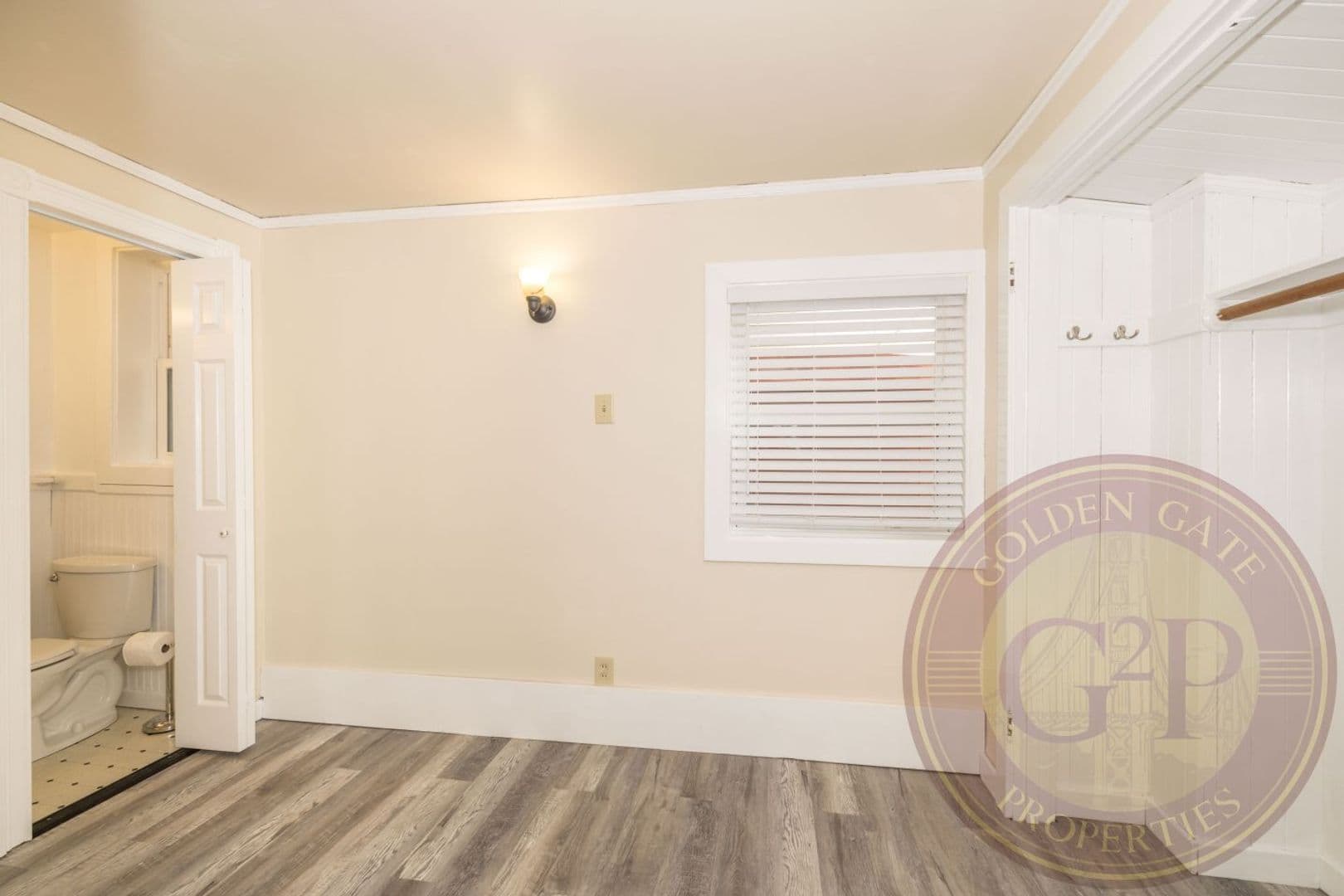 San Francisco House: 1252 Ulloa Street