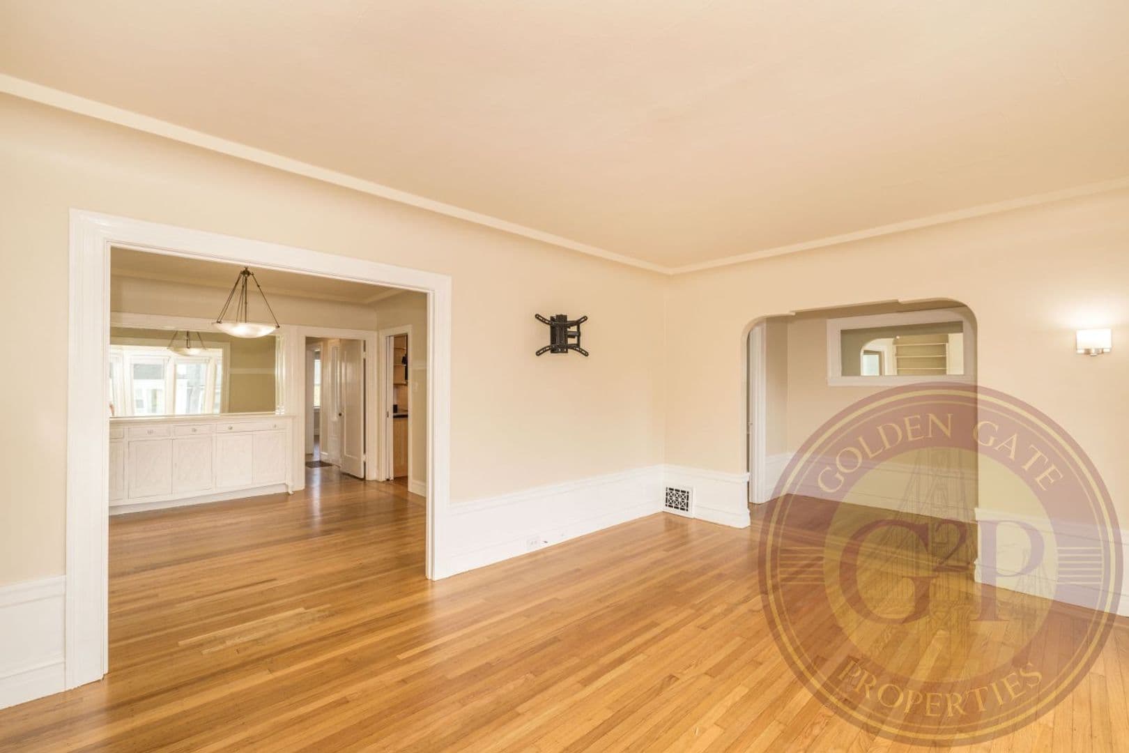 San Francisco House: 1252 Ulloa Street