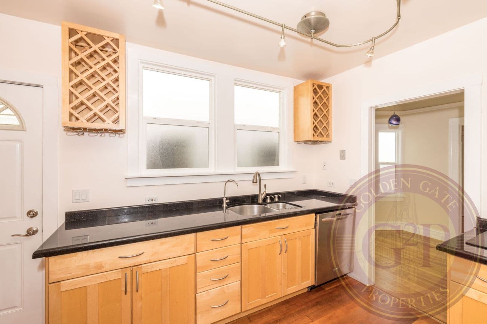 San Francisco House: 1252 Ulloa Street