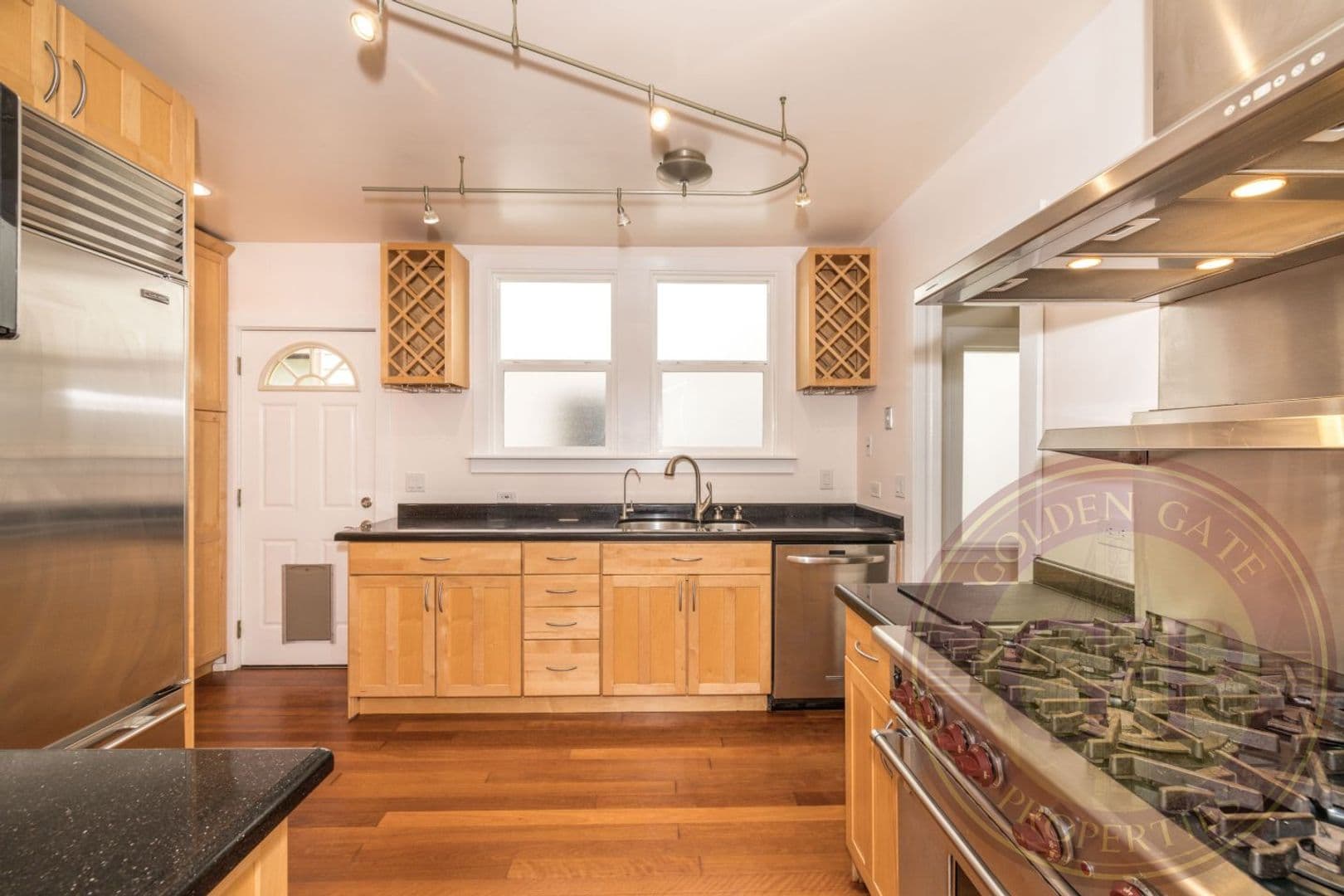 San Francisco House: 1252 Ulloa Street