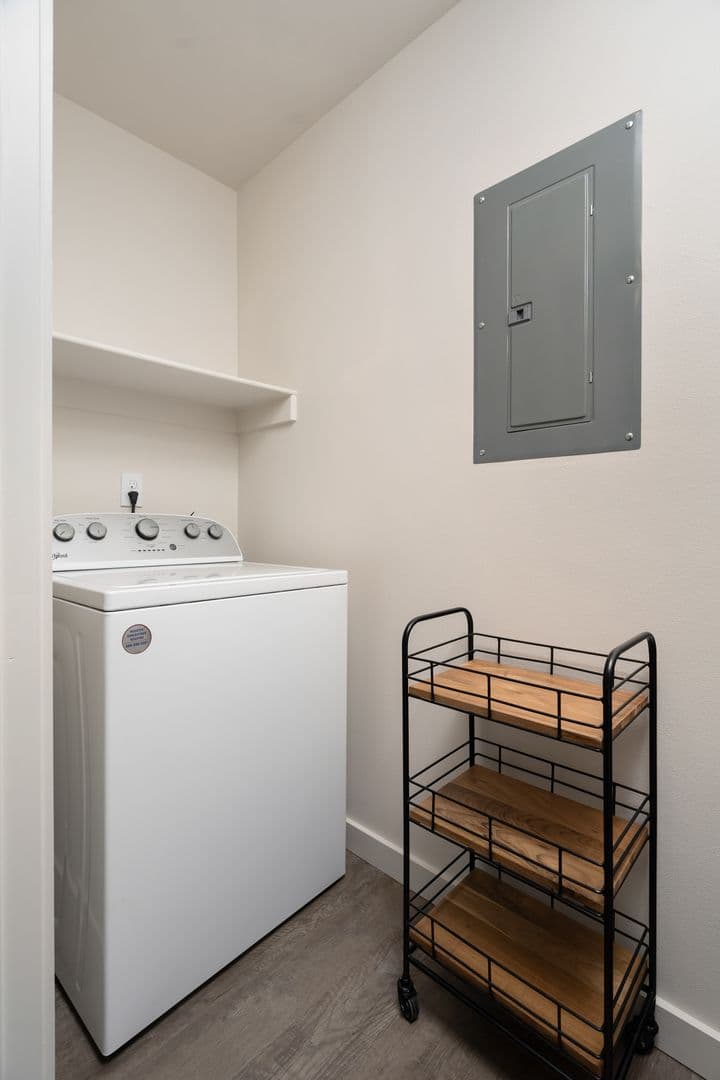 Barling Apartment: 1800 Frontier Rd
