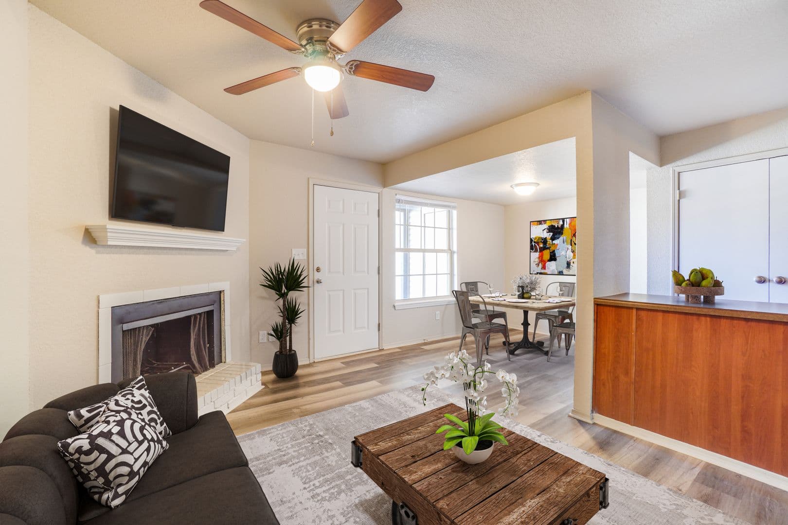 Fort Smith Apartment: 3014 Presley St