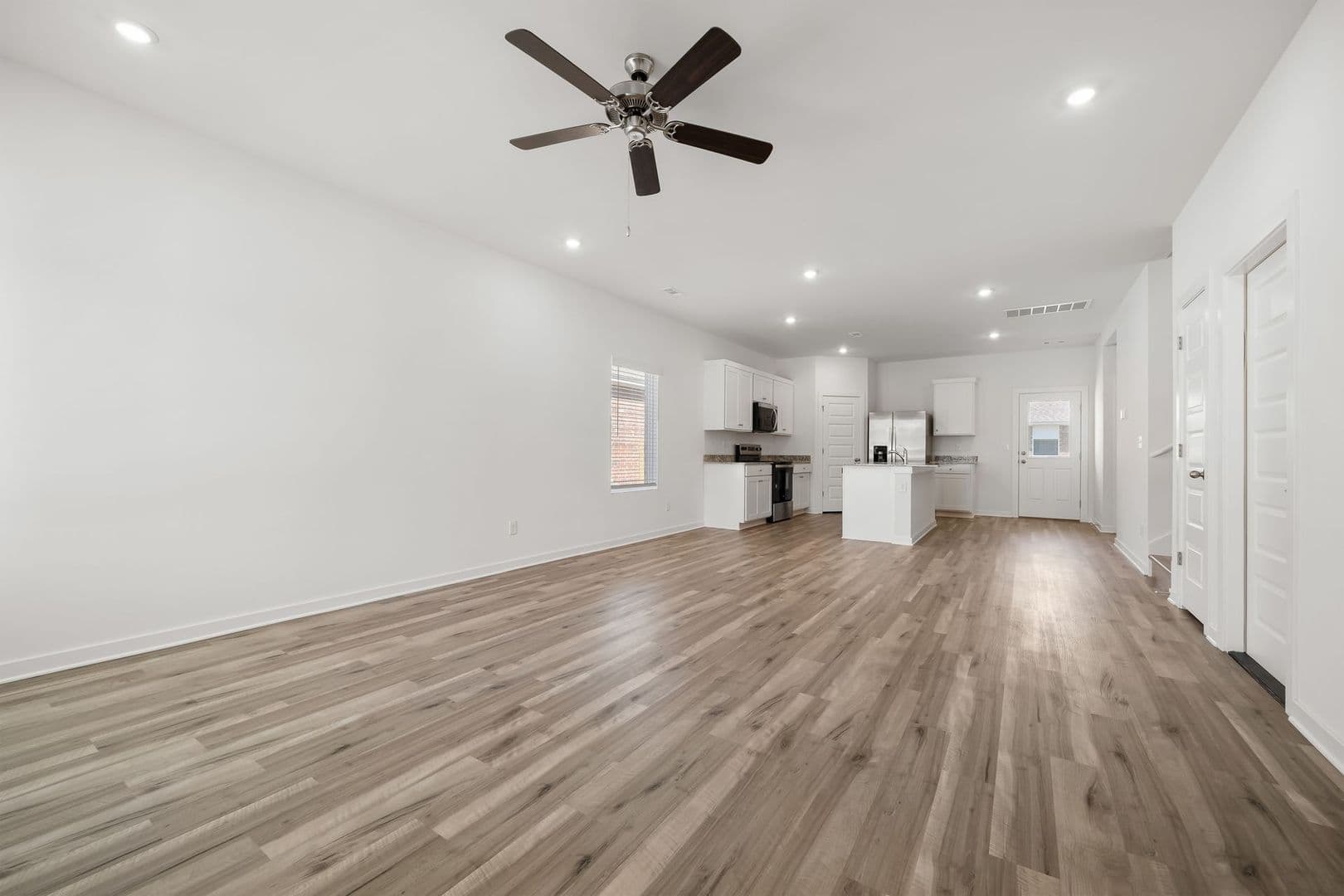 Lowell Townhome: 1544 Bermuda St