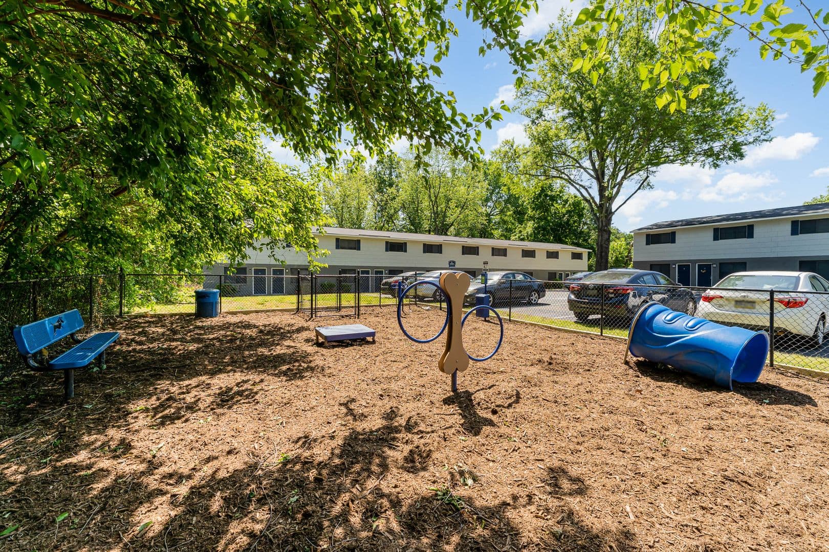 Greensboro Apartment: 3902 Overland Heights