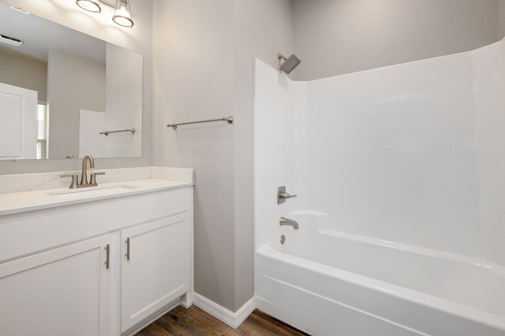 Tontitown Apartment: 693 Morsani Pl