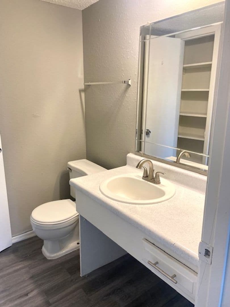 Oklahoma City Apartment: 6300 N Meridian Ave