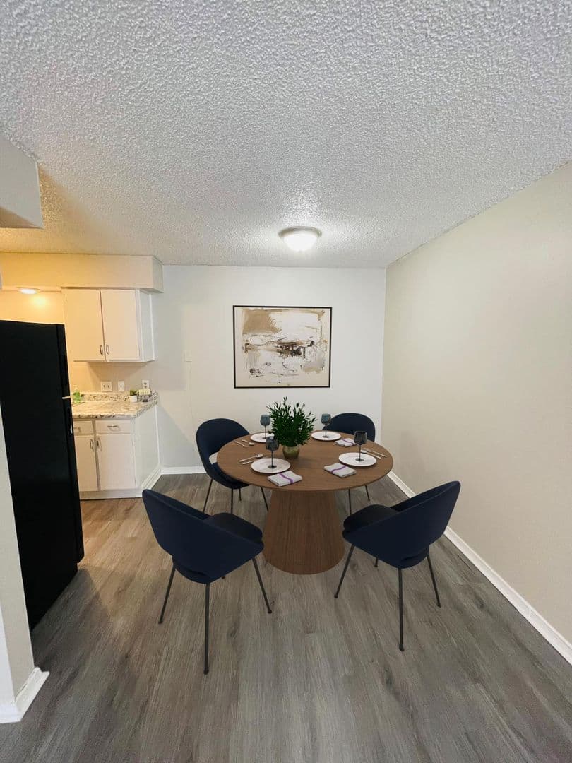 Fort Smith Apartment: 5900 Kinkead Ave