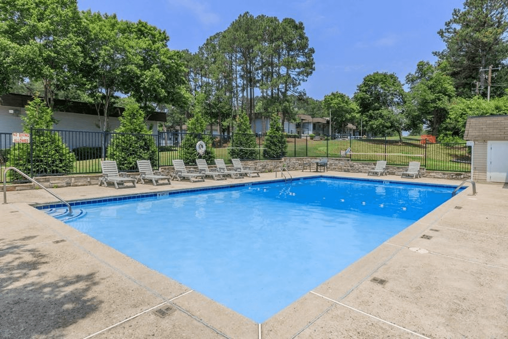 Atlanta Apartment: 3390 Fairburn Rd SW