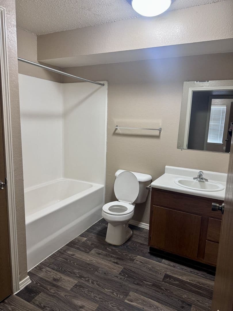 Fort Smith Apartment: 7114 Texas Rd