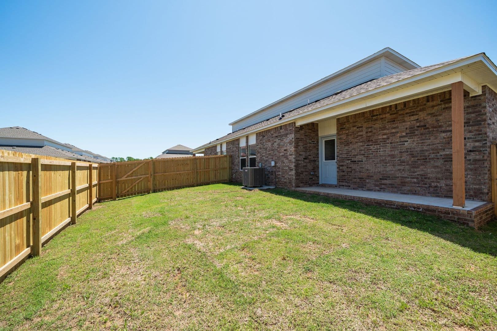 Lowell Townhome: 1544 Bermuda St