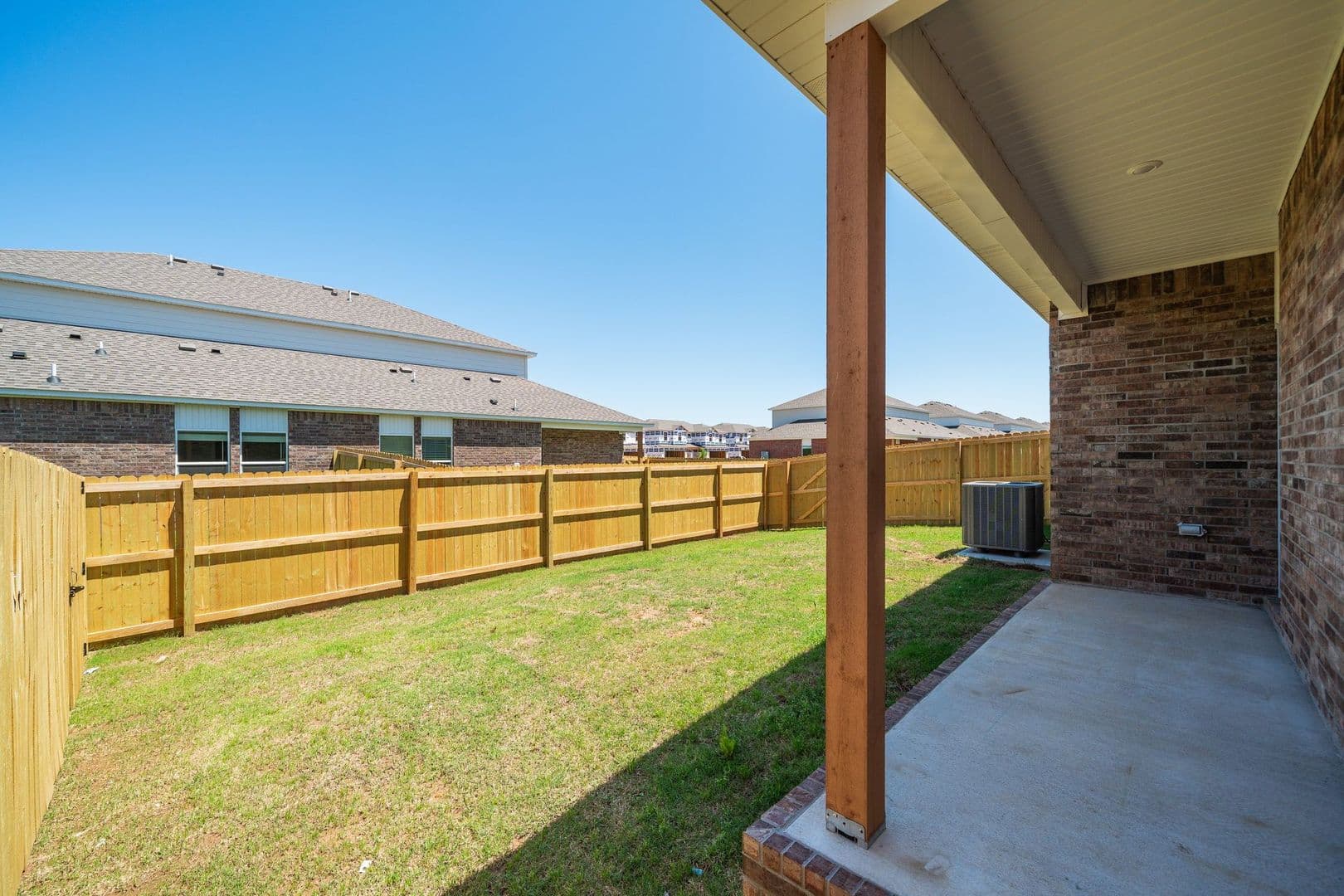 Lowell Townhome: 1544 Bermuda St