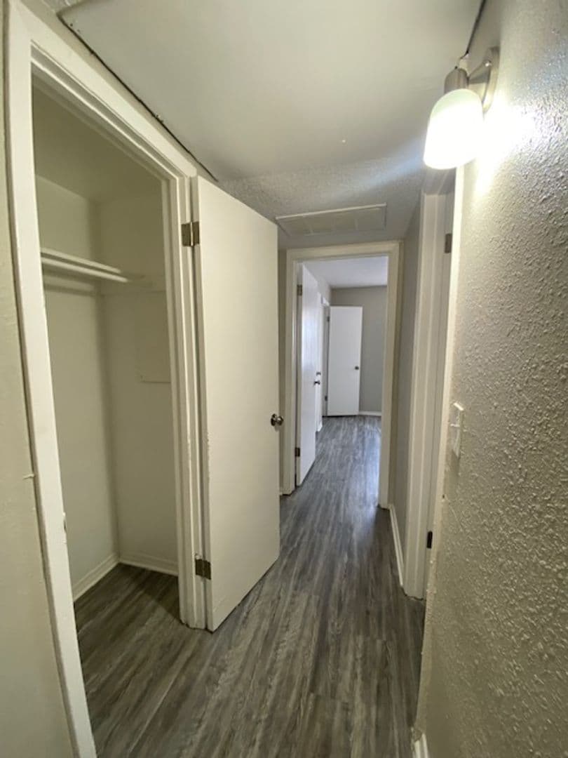 Oklahoma City Apartment: 6300 N Meridian Ave