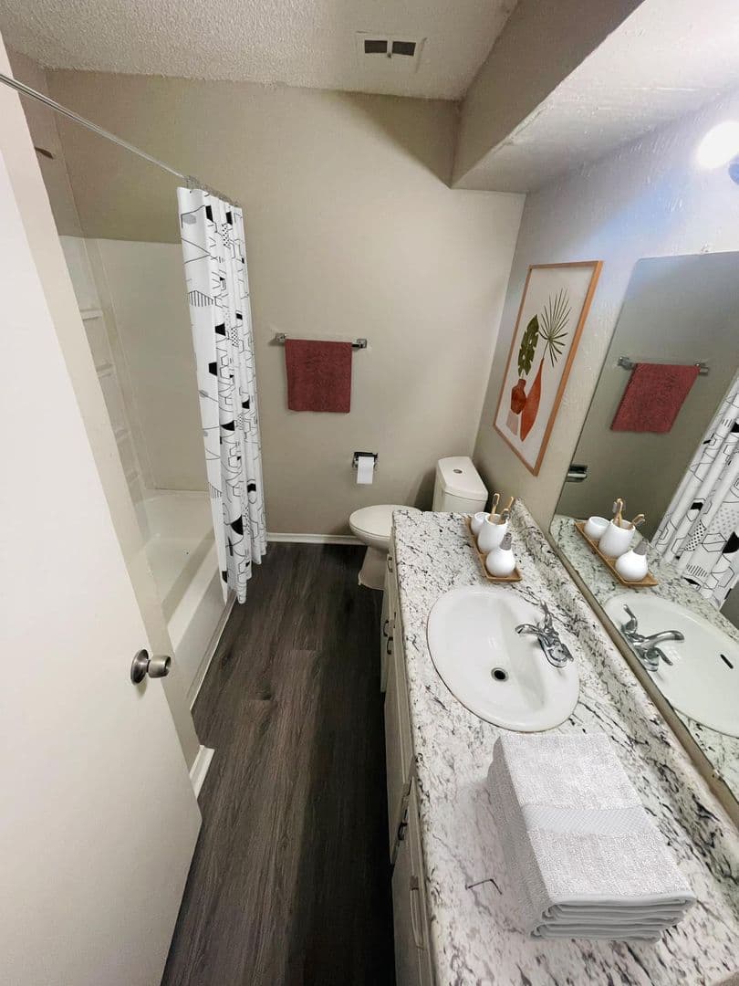 Fort Smith Apartment: 5900 Kinkead Ave
