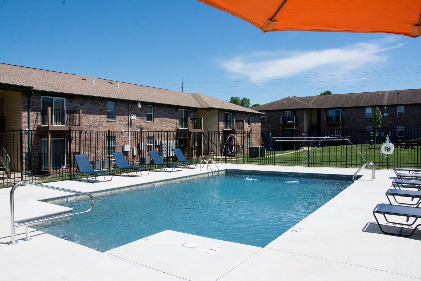 Springfield Apartment: 2655 W Farm Rd 164